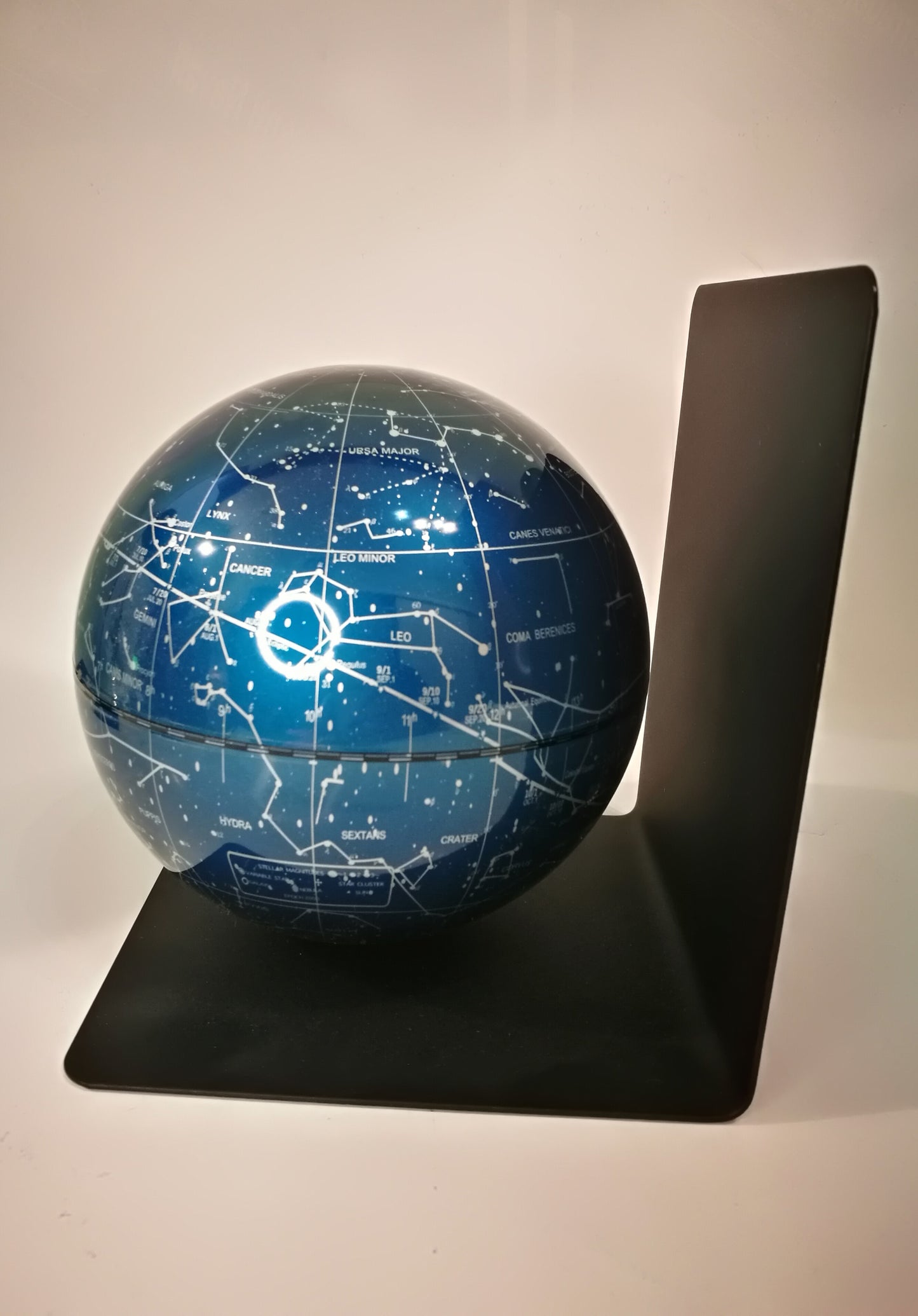 Fermalibri con mappamondo assortiti magnetico (CAD.)