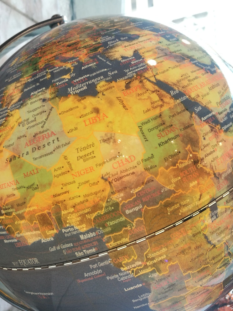 Mappamondo Terra Phisical metallo e scuro