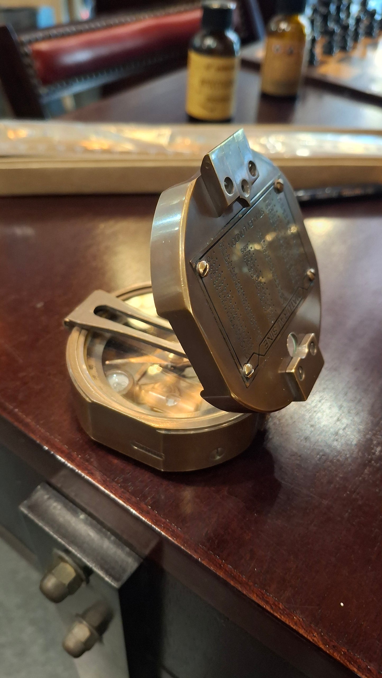 Bussola in ottone bronzato piu' scatola