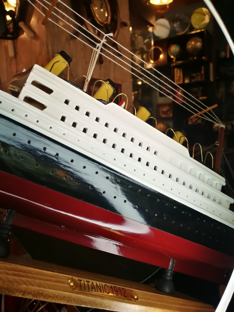 Titanic in Legno