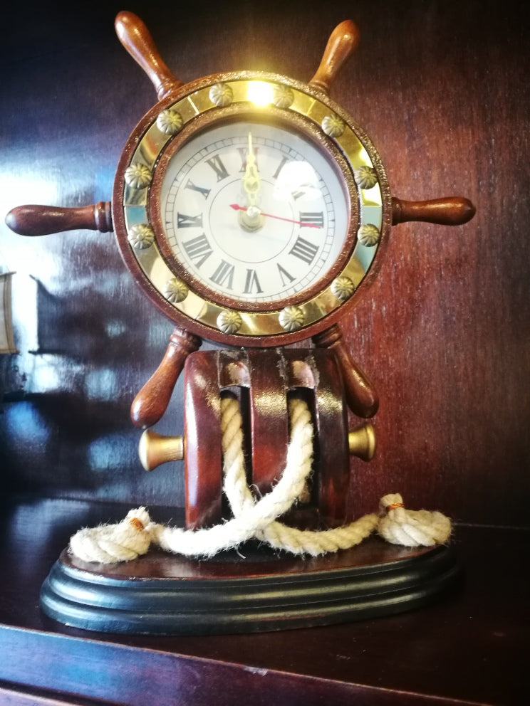 Timone Orologio da tavolo con nodo