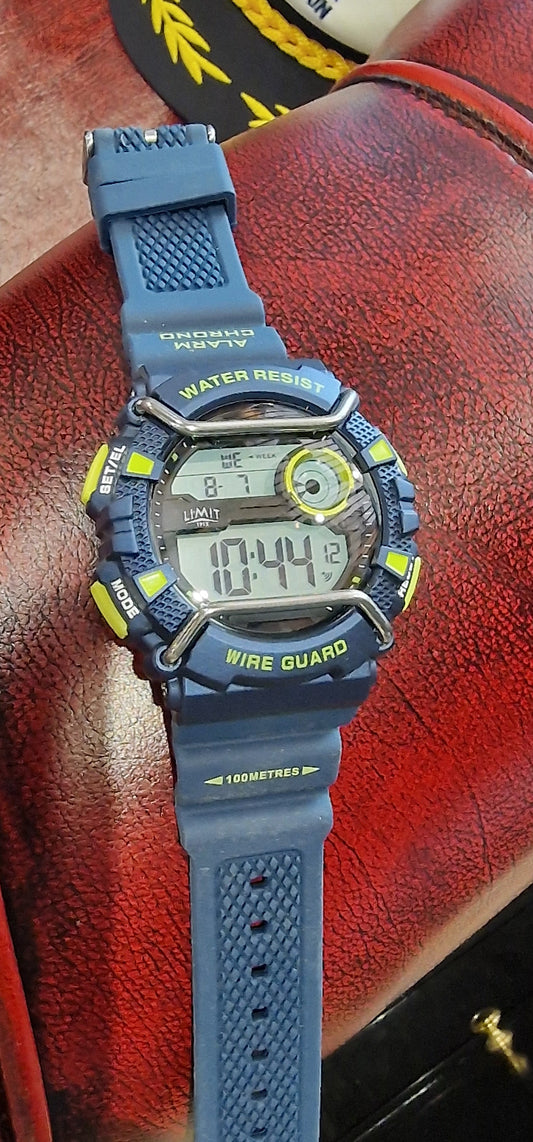 Orologio Sportivo Blu Mare con Protezione Integrata