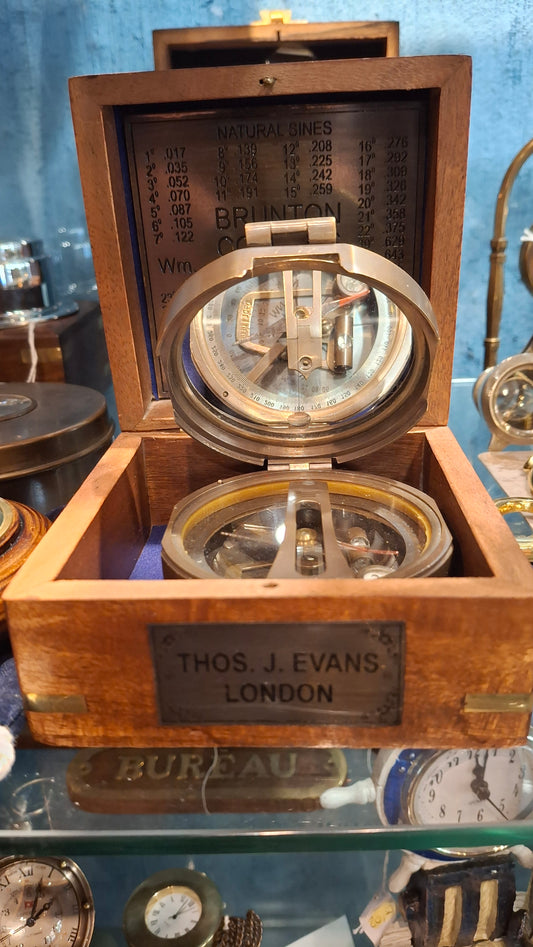 Bussola in ottone bronzato piu' scatola